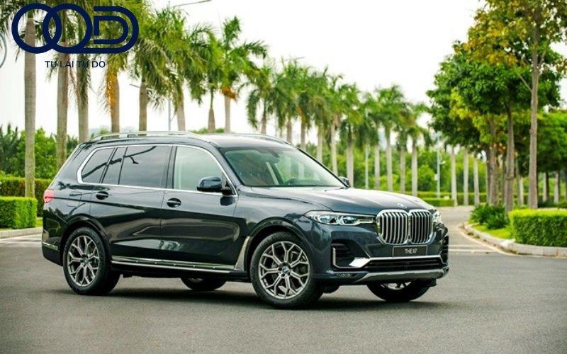 cho thuê xe hạng sang tự lái 7 chỗ theo ngày